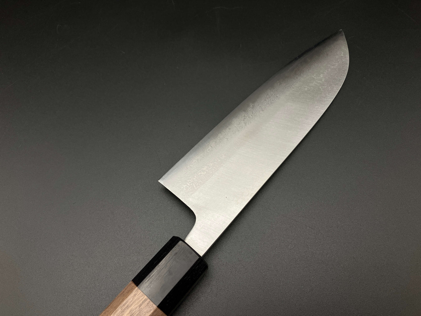 Carbon Santoku 165㎜ Damascus Octagonal angle walnut