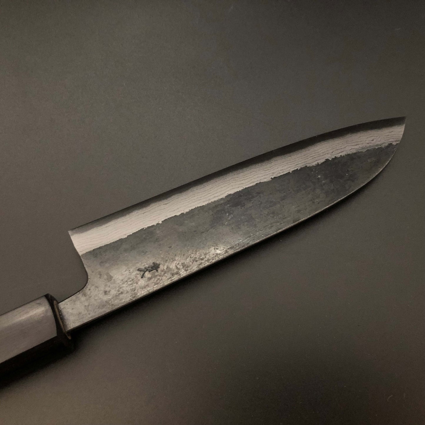 Carbon Santoku 165㎜ Damascus Octagonal angle walnut