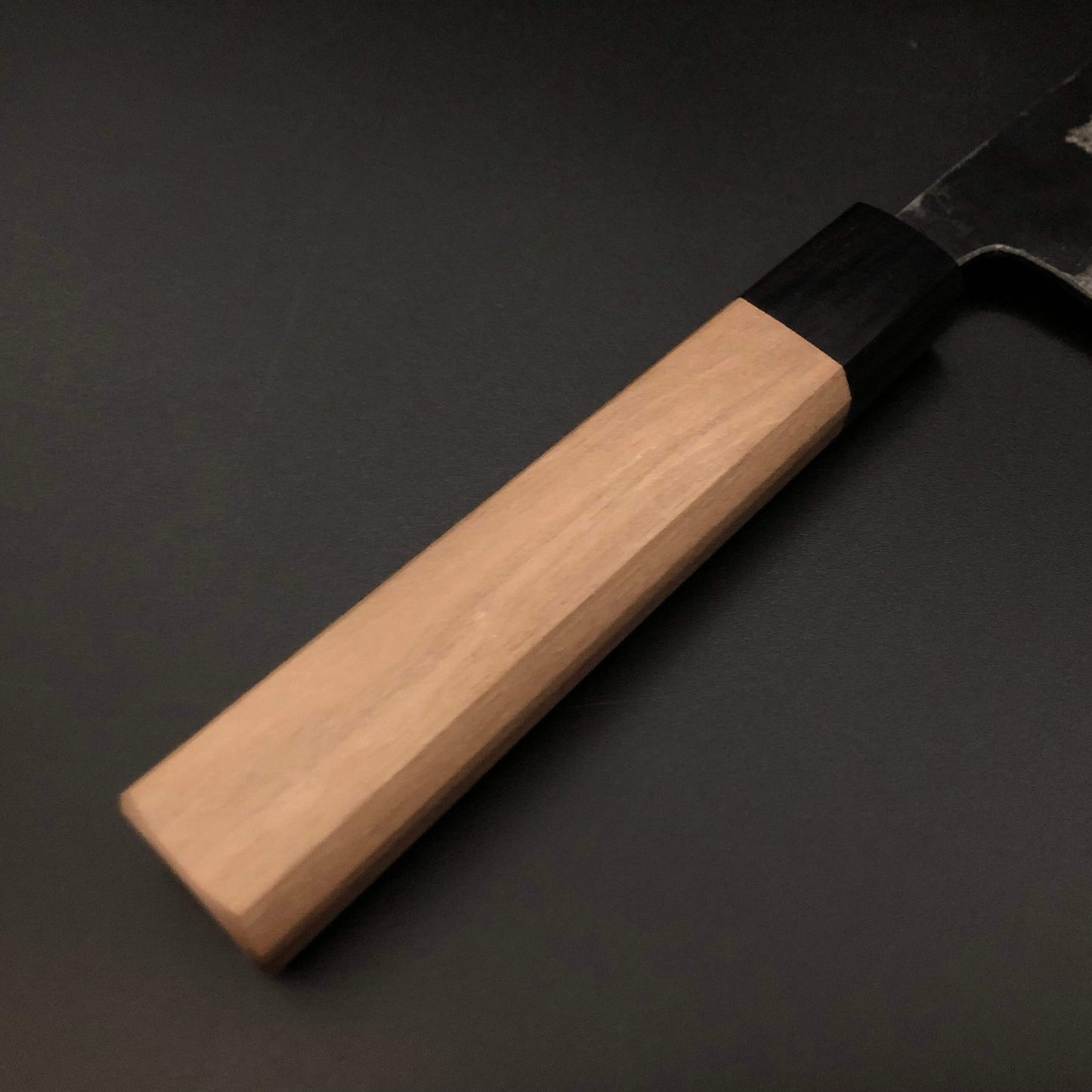 Carbon Santoku 165㎜ Octagonal angle walnut