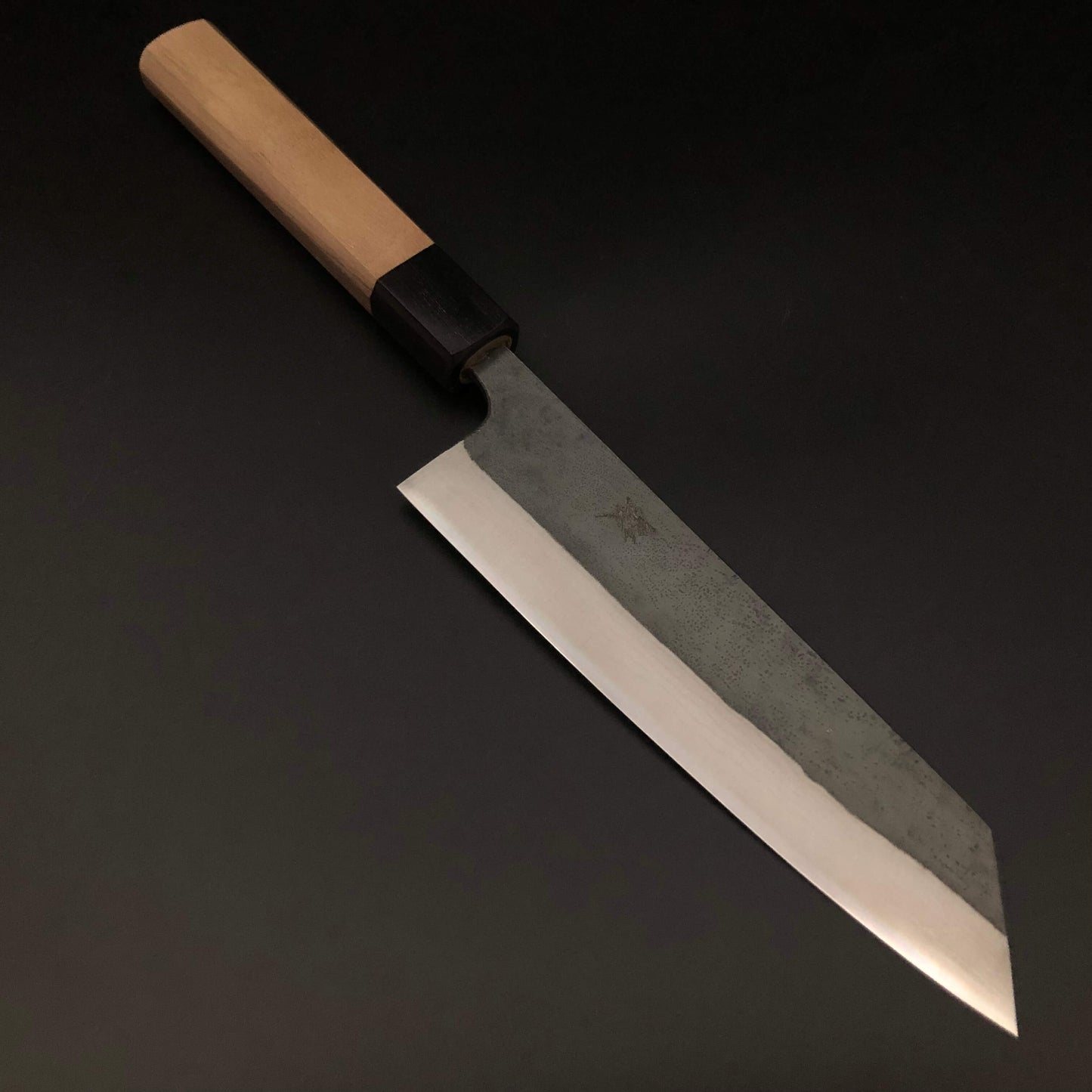Kurouchi Carbon bunka 165㎜ Damascus Octagonal angle walnut