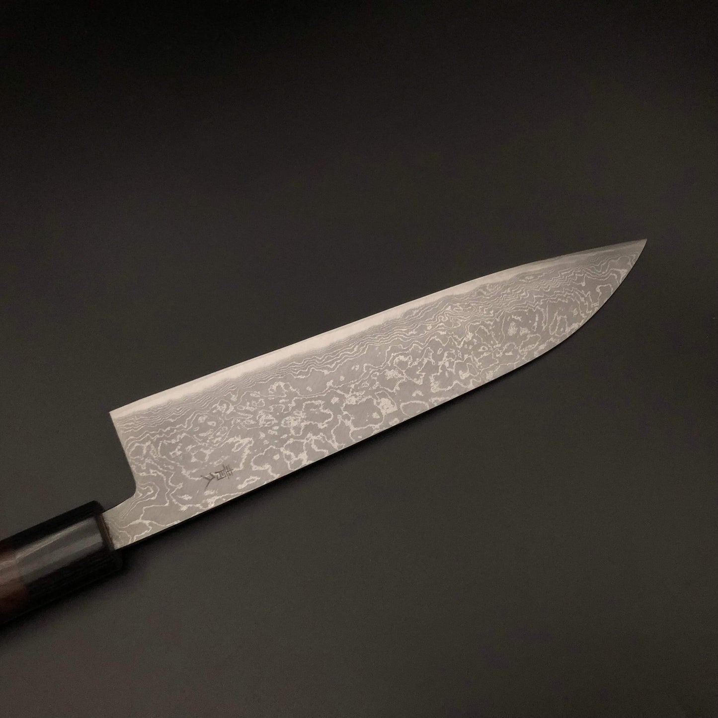 Migaki Carbon 210㎜ Gyuto Damascus Rosewood Handle