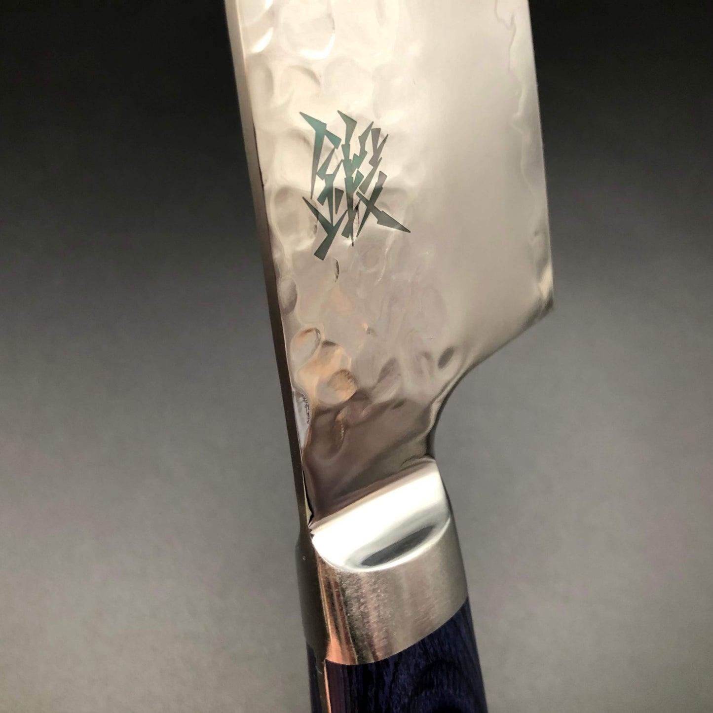 Kiritsuke 195㎜ AUS10 Steel Blue Western Handle