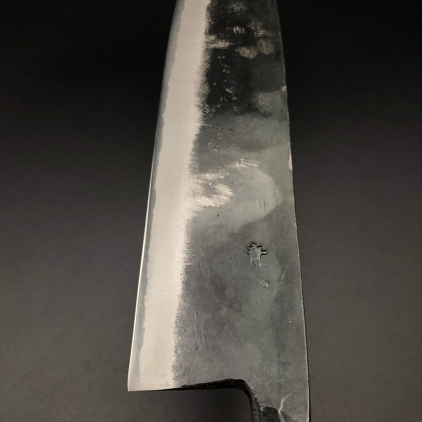 Kurouchi Santoku 165㎜ Blue2 Carbon Hackberry Wood Handle