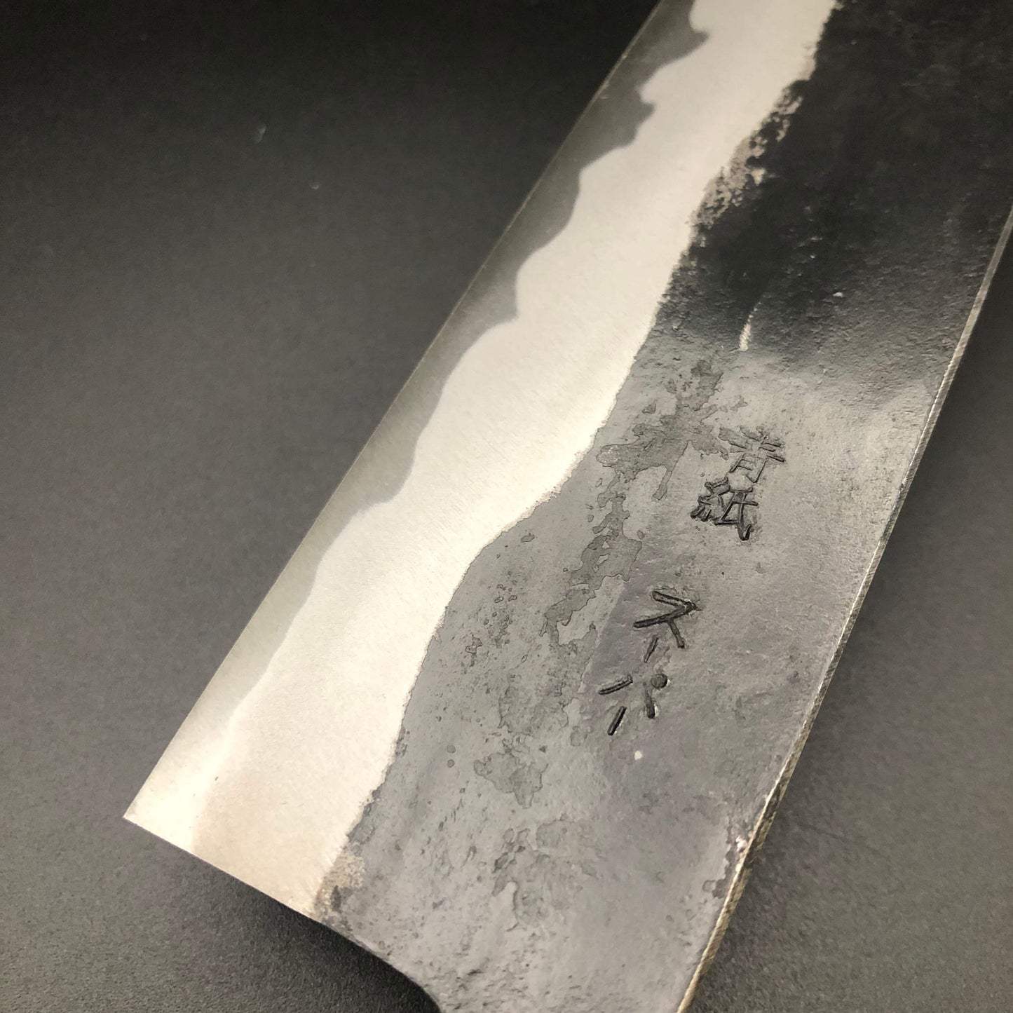 Kurouchi Carbon Gyuto 210㎜ Octagonal angle walnut