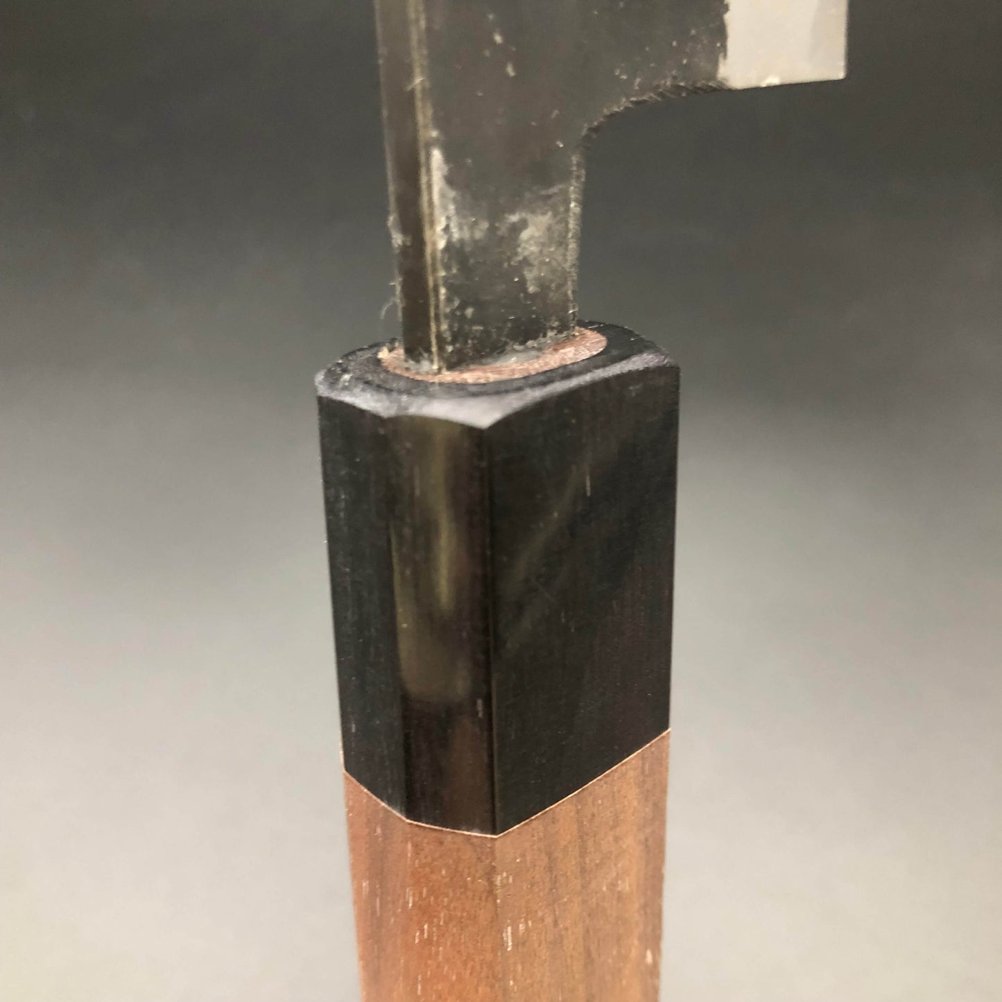 Kurouchi Carbon Kiritsuke 180㎜ Octagonal angle walnut
