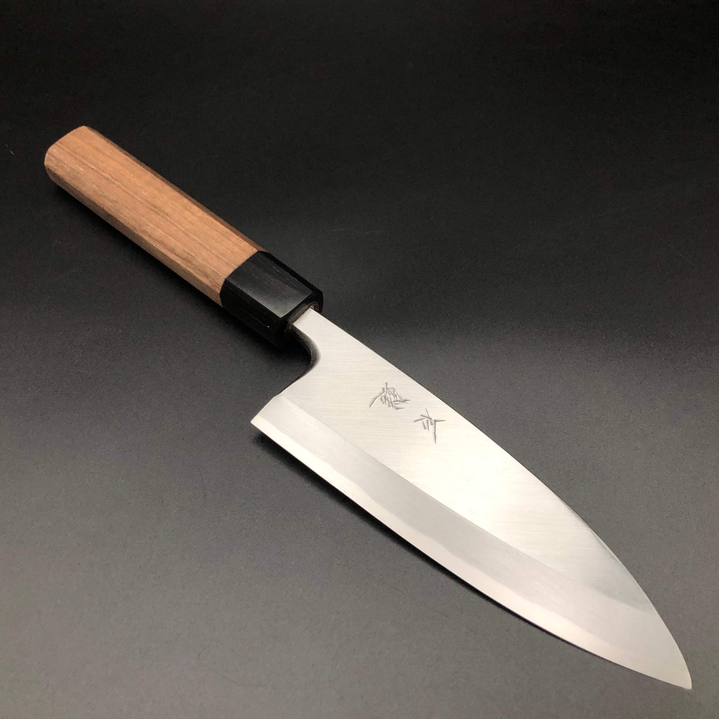 Carbon Deba 150㎜ Octagonal angle walnut