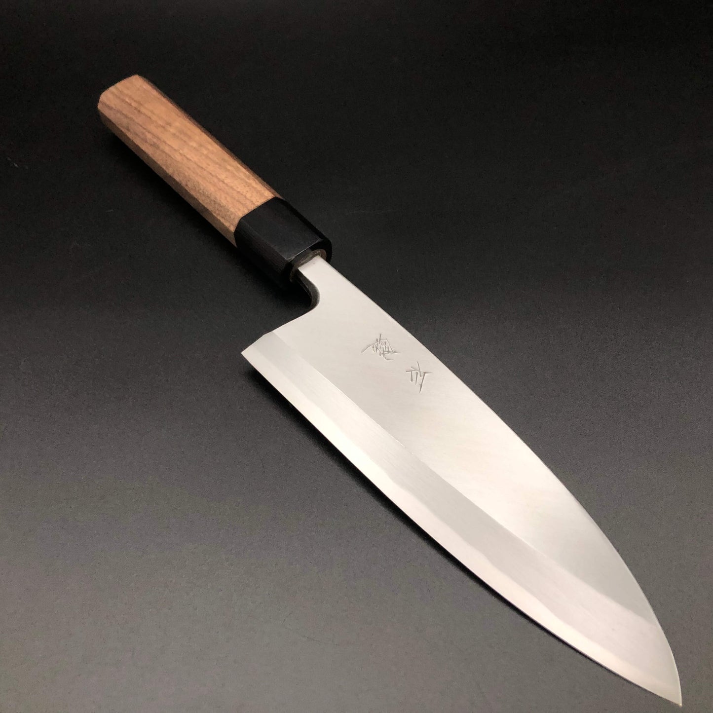 Migaki Carbon Deba 165㎜ Octagonal angle walnut