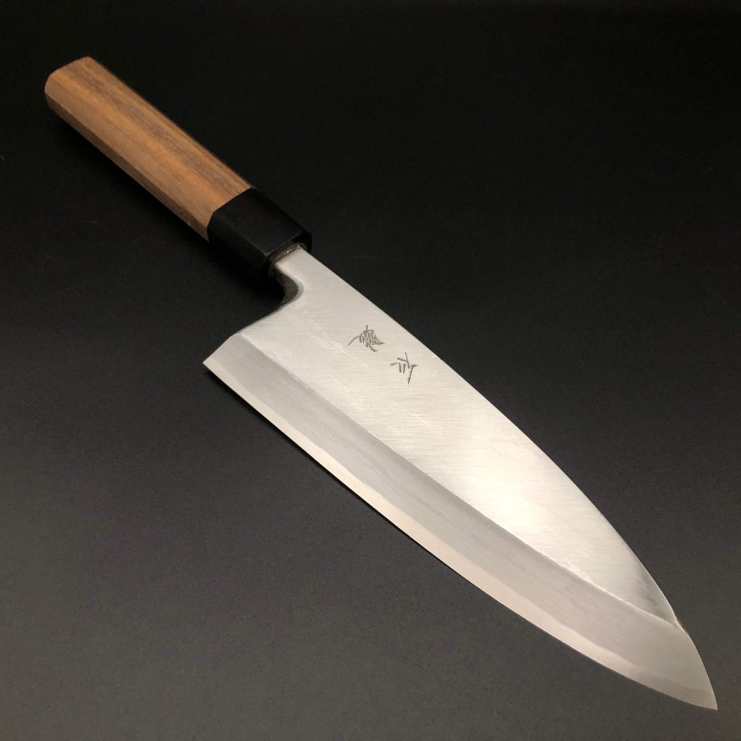 Carbon Deba 180㎜ Octagonal angle walnut