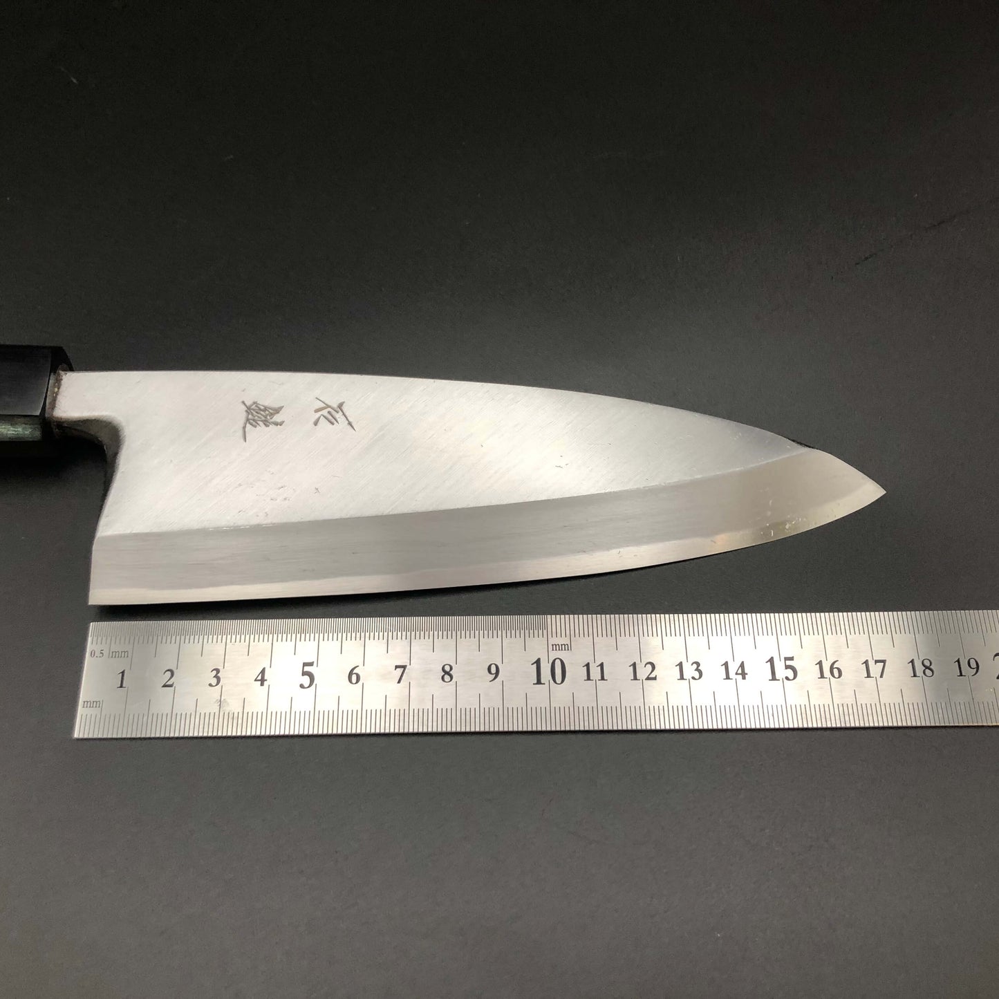 Carbon Deba 180㎜ Octagonal angle walnut