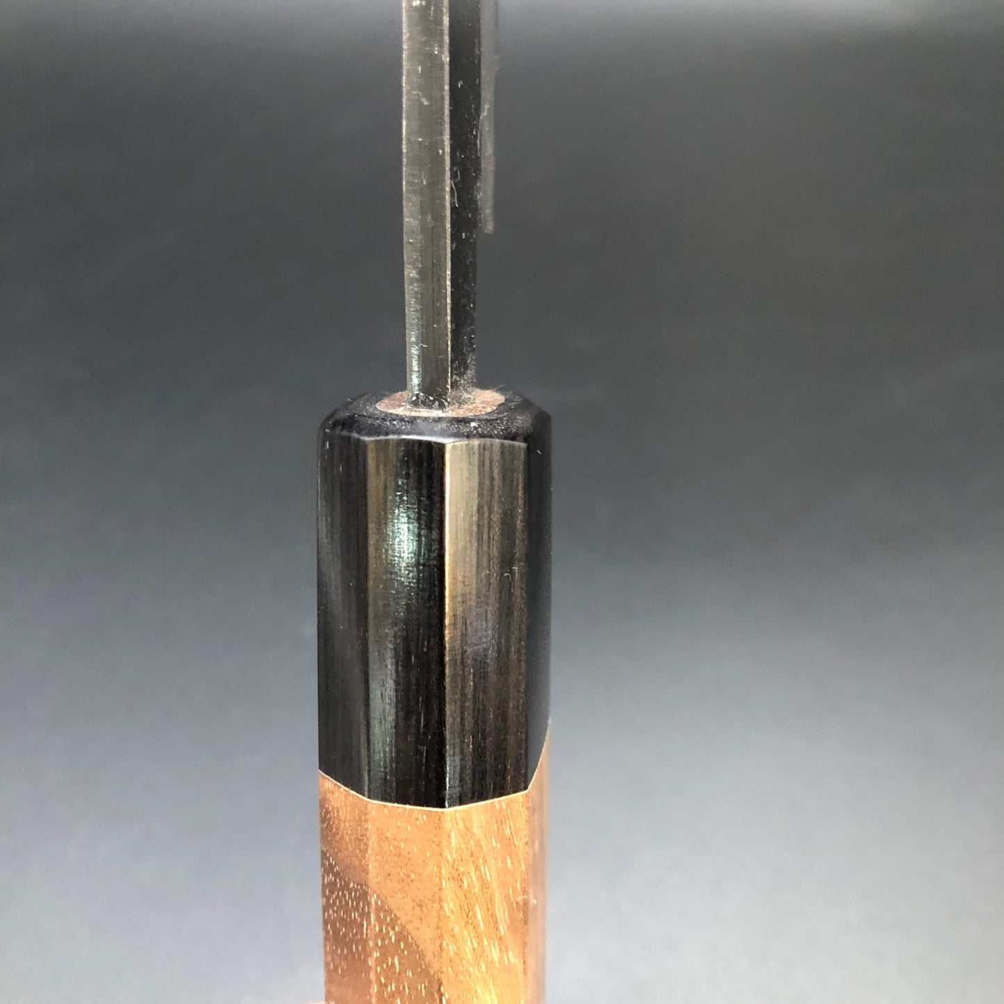 Kurouchi Carbon Sujihiki 240㎜ Damascus Octagonal angle walnut