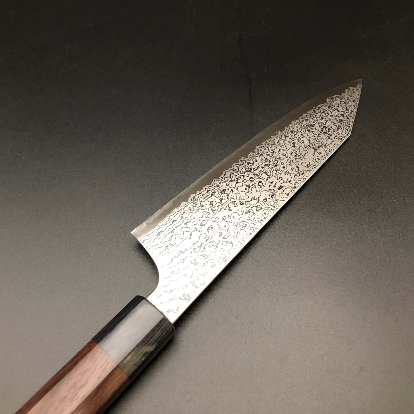 Stainless‐clad Kiritsuke 180㎜ VG10 Steel Damascus 69 layer Rosewood Handle