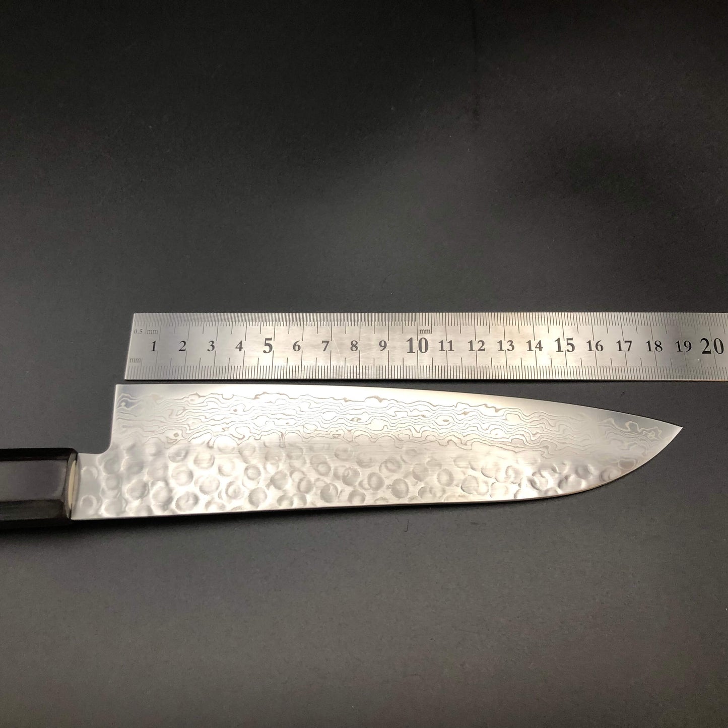 Stainless‐clad Santoku 180㎜ VG10 Steel Damascus 33 layer Rosewood Handle