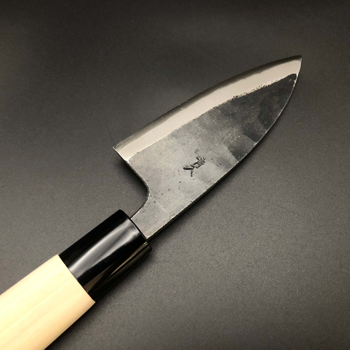 Kurouchi Deba 105㎜ Blue2 Carbon Hackberry Wood Handle