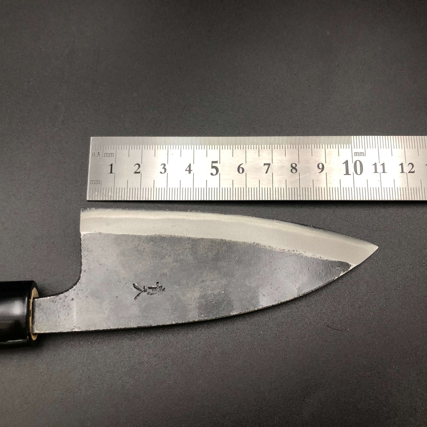 Kurouchi Deba 105㎜ Blue2 Carbon Hackberry Wood Handle