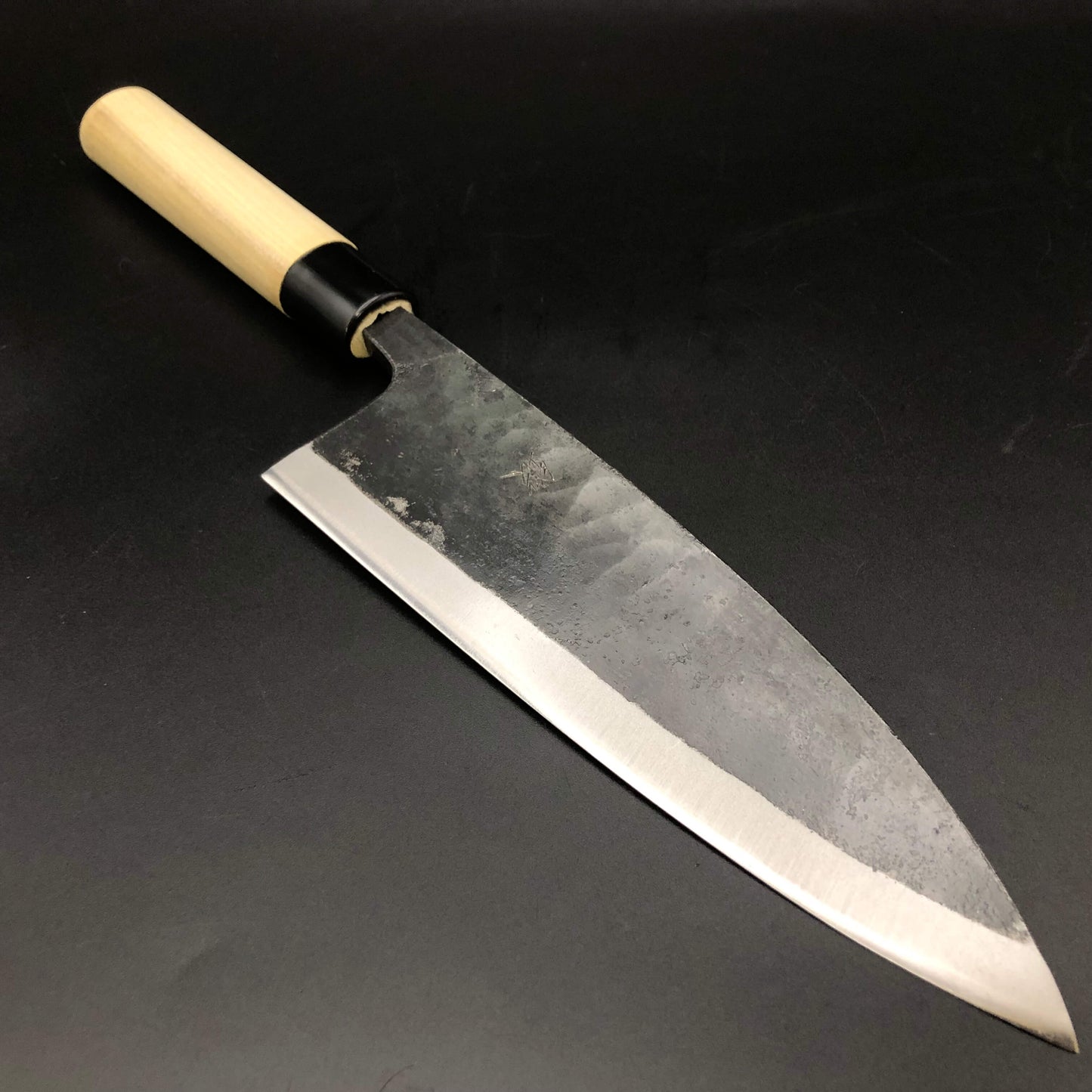 Kurouchi Deba 210㎜ Blue2 Carbon Hackberry Wood Handle