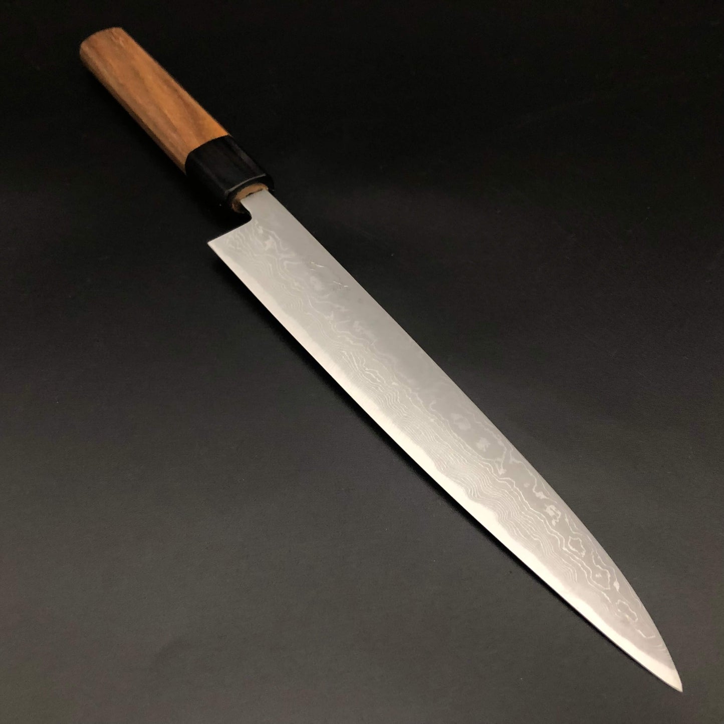 Carbon sujihiki 210㎜ Damascus Octagonal angle walnut