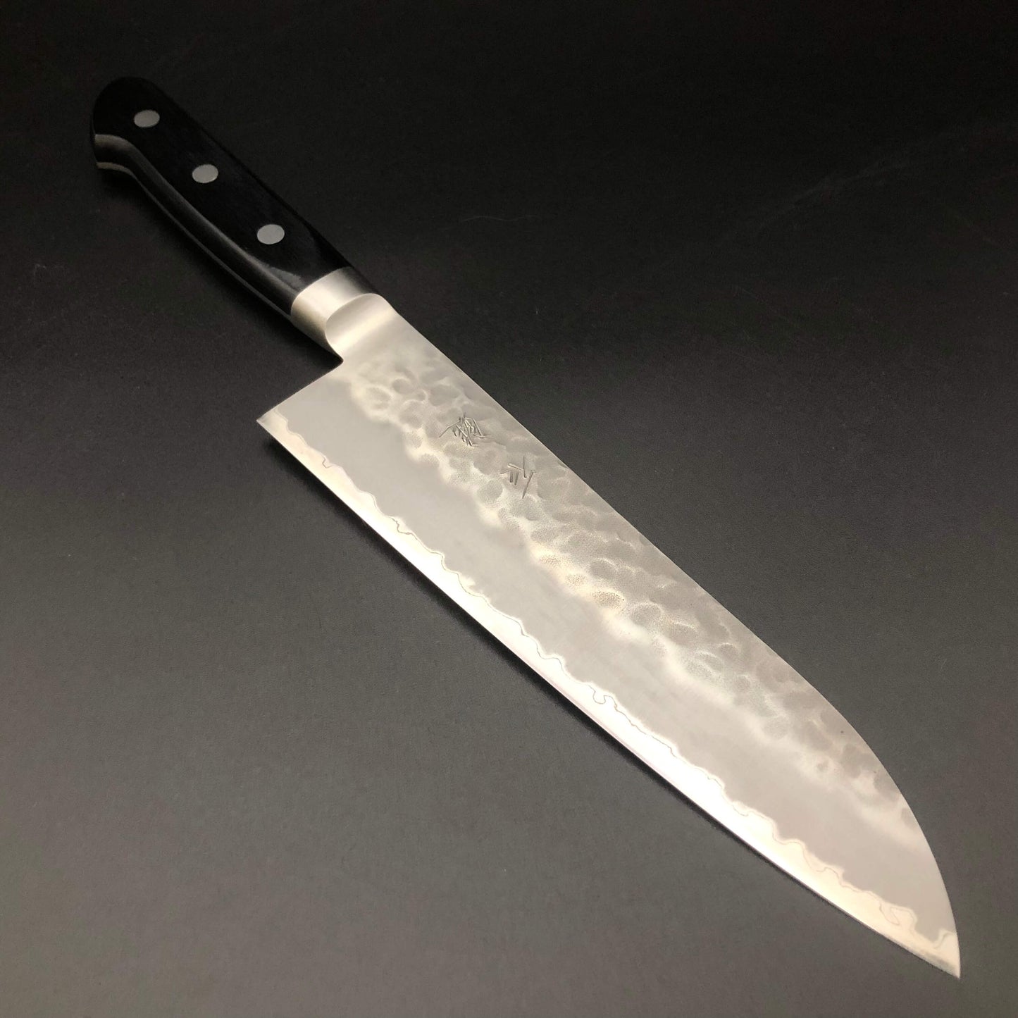 Stainless‐clad santoku 180㎜ Carbon Black Western Handle