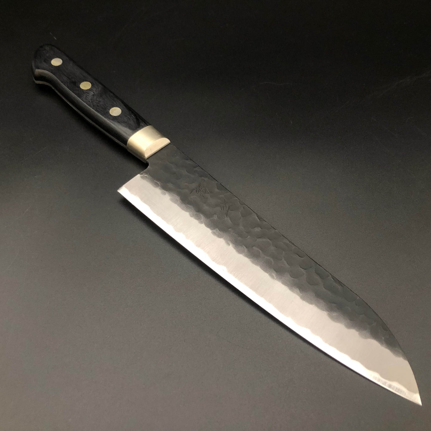 Stainless‐clad santoku 180㎜ Carbon Steel Yo Handle