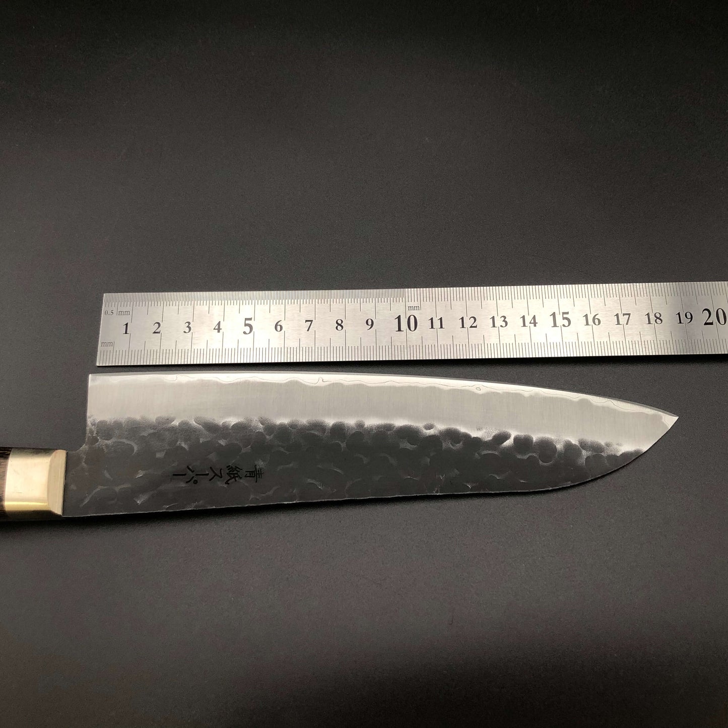 Stainless‐clad santoku 180㎜ Carbon Steel Yo Handle